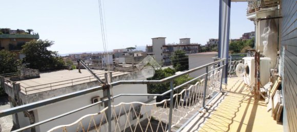 4غرفة شقة في Portici, Italy رقم 236875 11