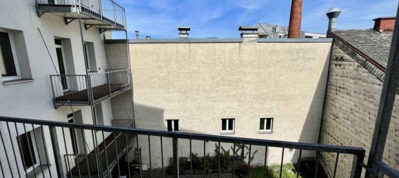 2 rooms Apartment in Linz, Austria No. 113094 4