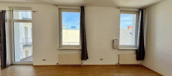 2 rooms Apartment in Linz, Austria No. 113094 2