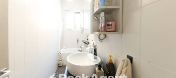 2 bedrooms Apartment in Genoa, Italy No. 264648 21