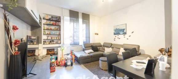 2 bedrooms Apartment in Genoa, Italy No. 264648 10