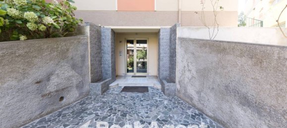 2 bedrooms Apartment in Genoa, Italy No. 264648 26