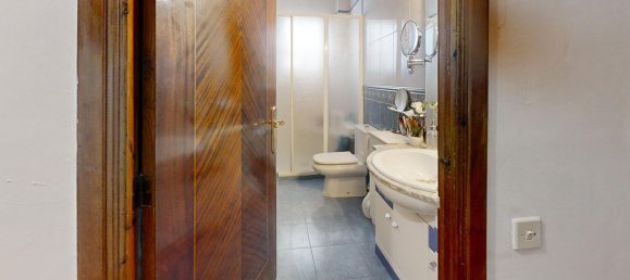 Apartamento de 4 dormitorios en L'Eliana, Spain No. 156422 5