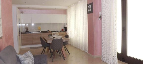 2 bedrooms Apartment in Bisceglie, Italy No. 348565 3