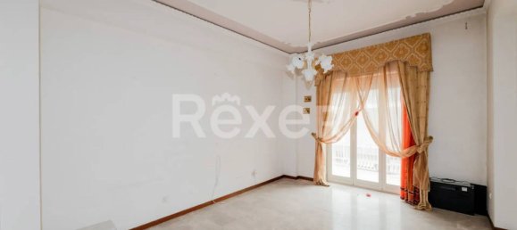 Квартира с 4 комнатами в Барчеллона Поццо ди Готто, Италия № 143731 5