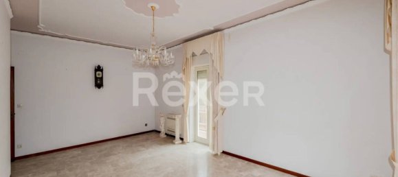 Квартира с 4 комнатами в Барчеллона Поццо ди Готто, Италия № 143731 2