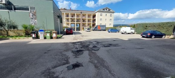 Квартира с 5 комнатами в Беневенто, Италия № 2037 13