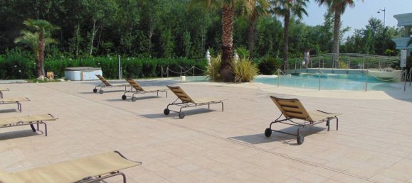 1 bedroom Apartment in Desenzano del Garda, Italy No. 276319 8