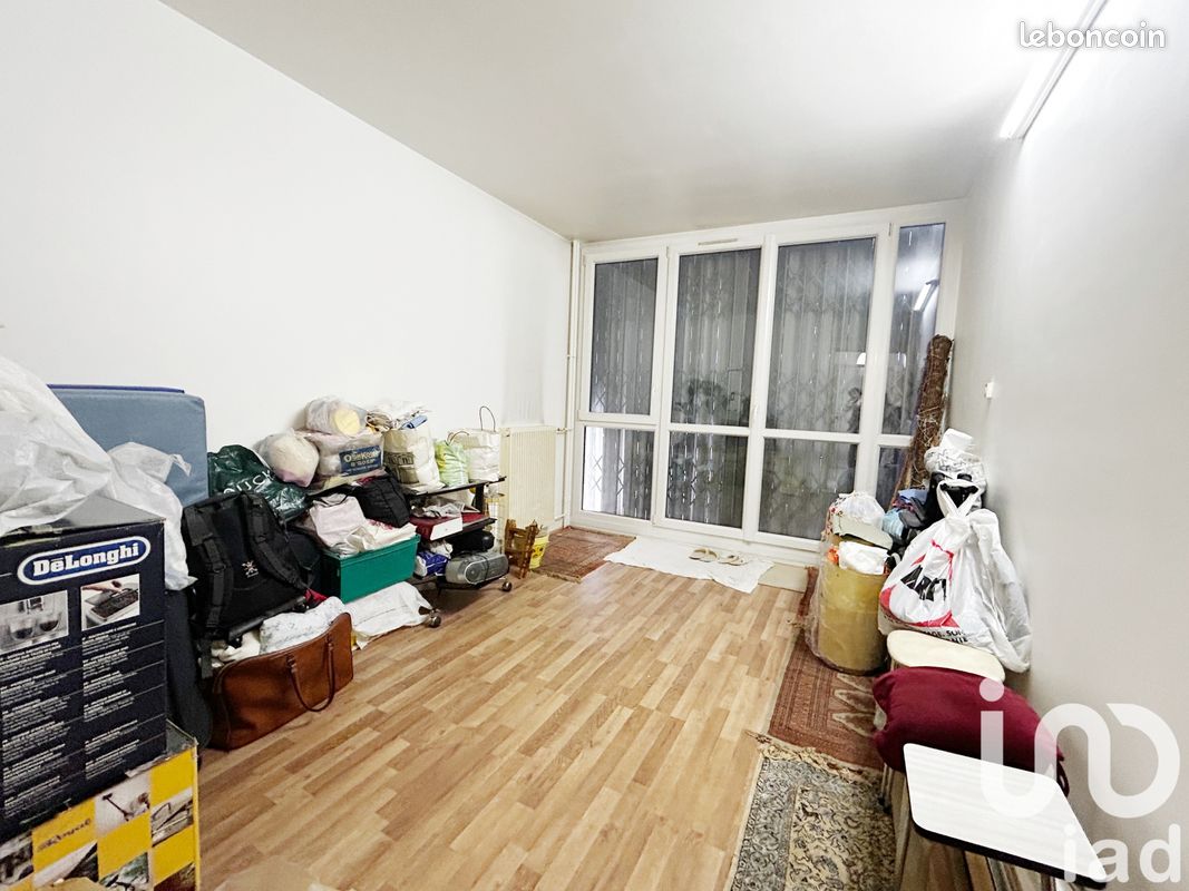 Studio in Aubervilliers, France, Nr. 285387