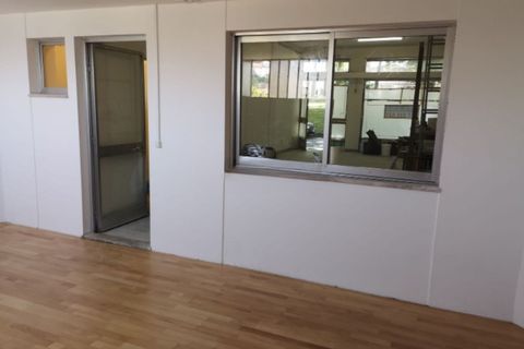 Büro in Porto, Portugal 57m², Nr. 268317