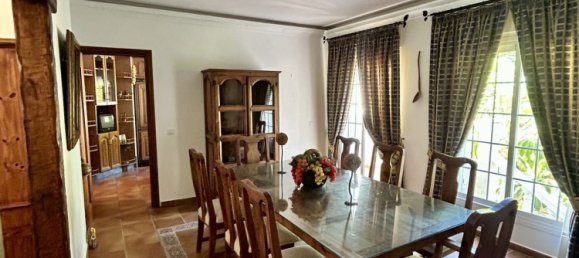 Casa de 5 dormitorios en Cádiz, Spain No. 150041 3