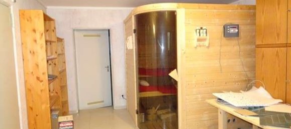 5 bedrooms Bungalow in Bodenseekreis, Germany No. 264698 2