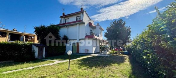 5 Schlafzimmer Villa in Ardea, Italy, Nr. 292487 7