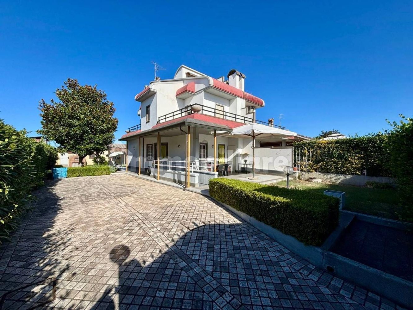 5 Schlafzimmer Villa in Ardea, Italy, Nr. 292487