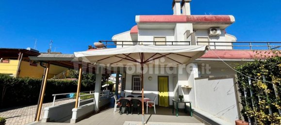 5 Schlafzimmer Villa in Ardea, Italy, Nr. 292487 3