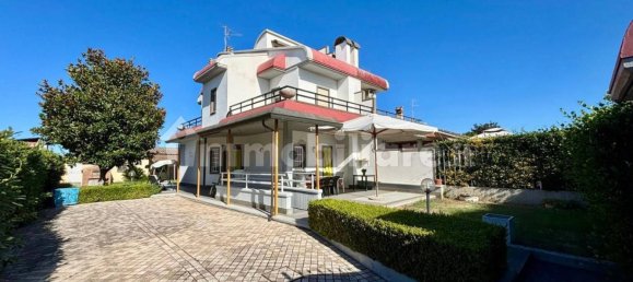 5 Schlafzimmer Villa in Ardea, Italy, Nr. 292487 5