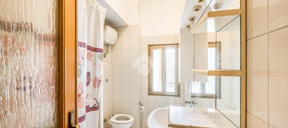 3 bedrooms Apartment in Rome, Italy No. 323546 32