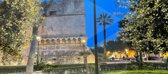 Коммерческая недвижимость с 1 комнатой в Бари, Италия № 18771 10