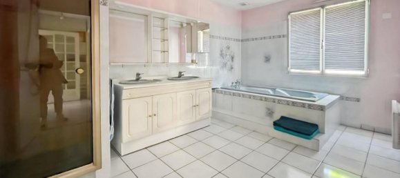 5 غرف نوم منزل في Argenteuil, France رقم 321800 17