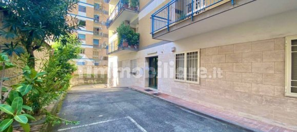 2 bedrooms Apartment in Naples, Italy No. 142211 25