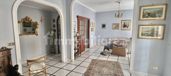 2 bedrooms Apartment in Naples, Italy No. 142211 3