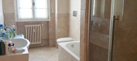 Apartamento de 3 dormitorios en Cremona, Italy No. 341479 10