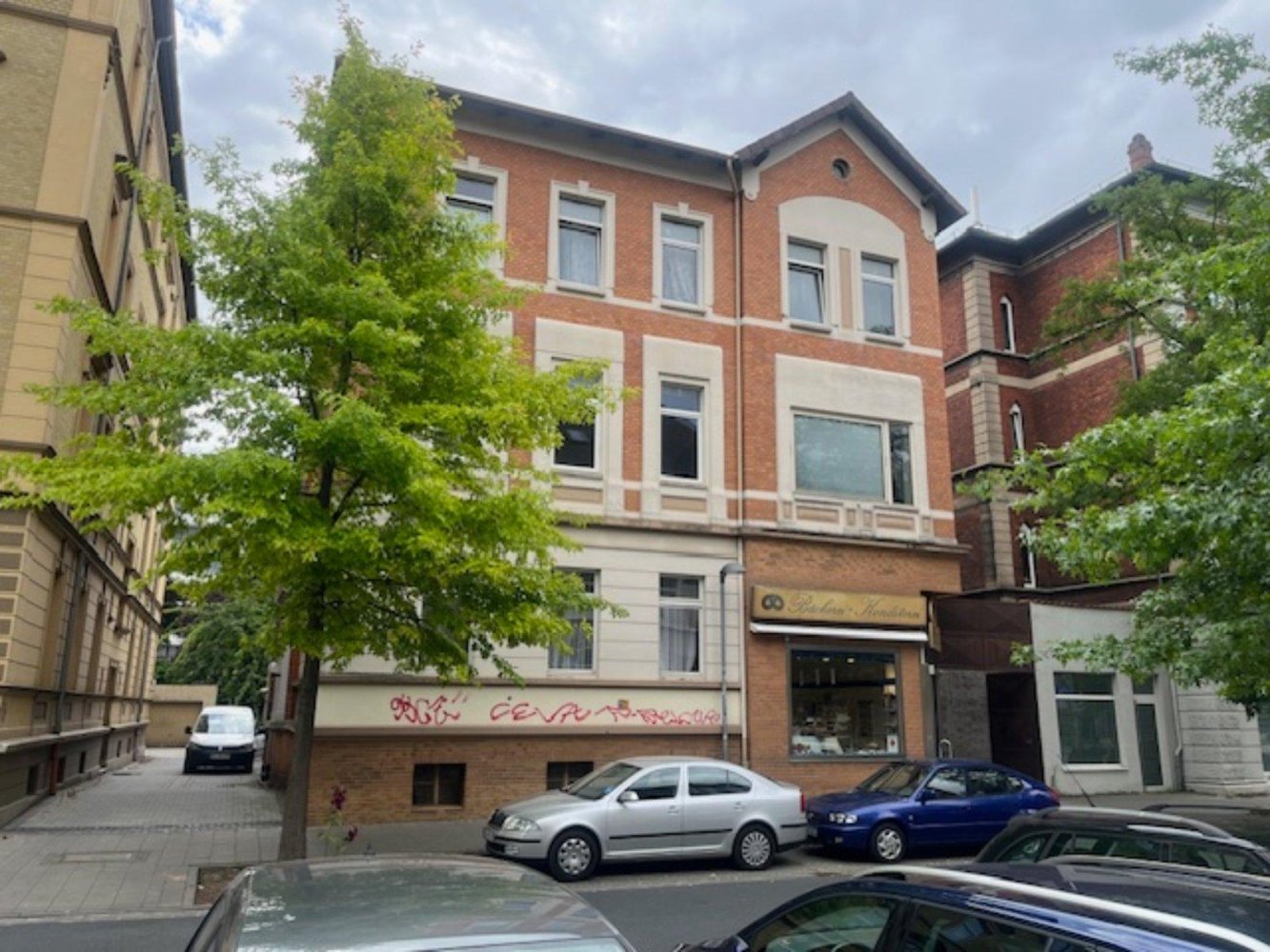 Edificio en Braunschweig, Germany 673 m² No. 353198