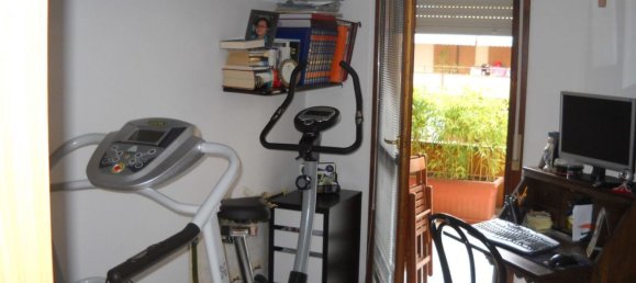 4 rooms Apartment in Folignano, Italy No. 142292 9