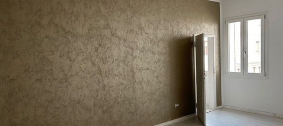 5 rooms Apartment in Treviso, Italy No. 180641 7