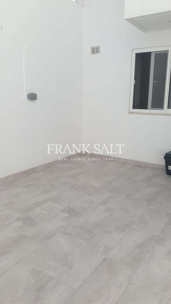 2 غرف نوم طابقين في Zebbug, Malta رقم 7292