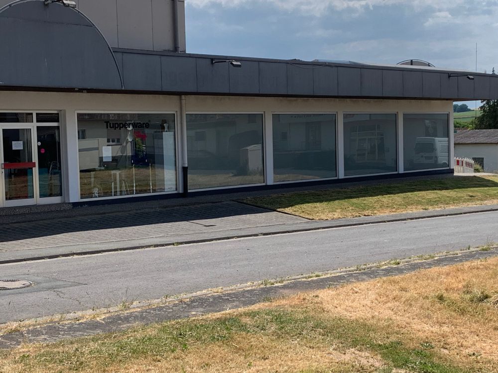 Almacén de 8 habitaciónes en Marburg-Biedenkopf, Germany No. 218603