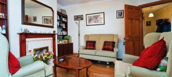 4 bedrooms Commercial property in Harrow, United Kingdom No. 13446 3