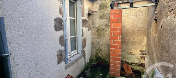 1 غرف نوم منزل في Chateaumeillant, France رقم 82043 8