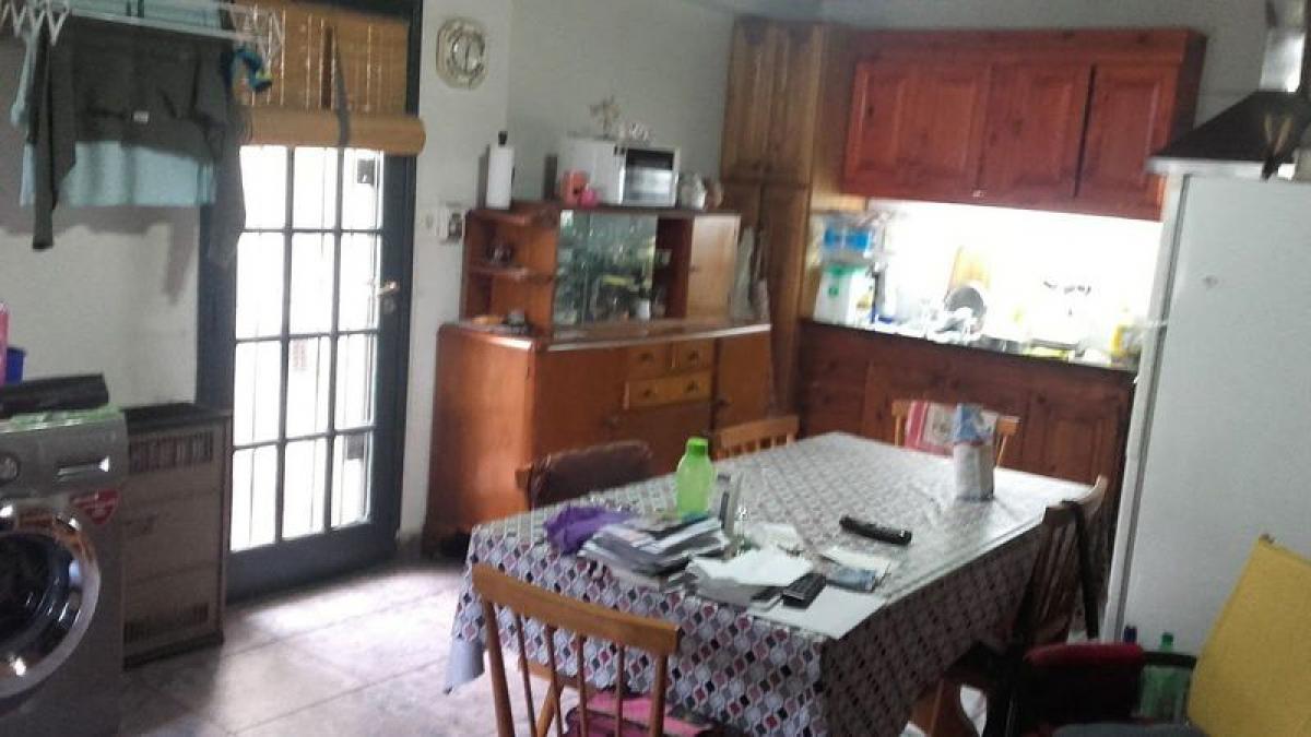 3 bedrooms House in Mar del Plata, Argentina No. 78165