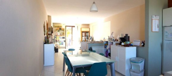 4-Zimmer Wohnung in Montopoli in Val d'Arno, Italy, Nr. 260525 2