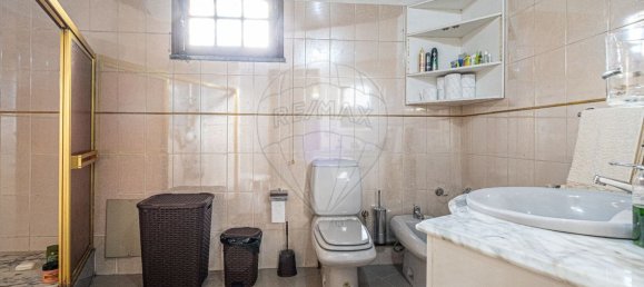 4 bedrooms House in Oliveira do Conde, Portugal No. 167146 36