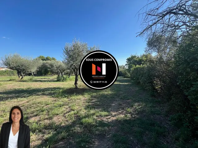 Terreno en Sommieres, France 800 m² No. 102437