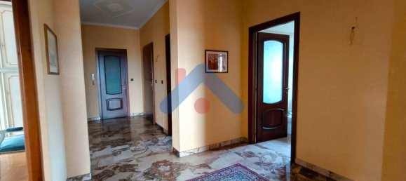 2 Schlafzimmer Penthouse in Moncalieri, Italy, Nr. 50749 3