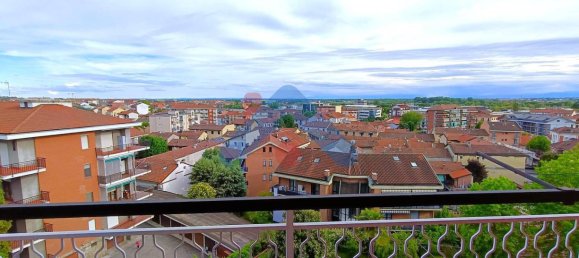 2 Schlafzimmer Penthouse in Moncalieri, Italy, Nr. 50749 21