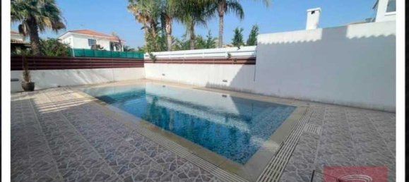 3 bedrooms Villa in Pervolia, Cyprus No. 20117 6