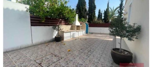 3 bedrooms Villa in Pervolia, Cyprus No. 20117 5