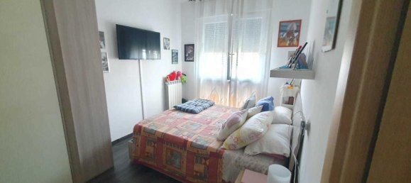 3 rooms Apartment in La Spezia, Italy No. 157439 3