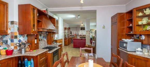 3 Schlafzimmer Haus in Lauriano, Italy, Nr. 43574 6