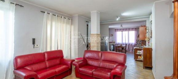 3 Schlafzimmer Haus in Lauriano, Italy, Nr. 43574 15