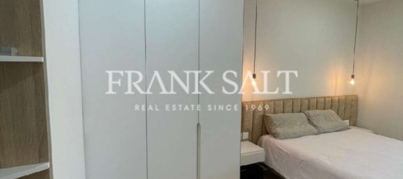 3 bedrooms Penthouse in Sliema, Malta No. 2682 8