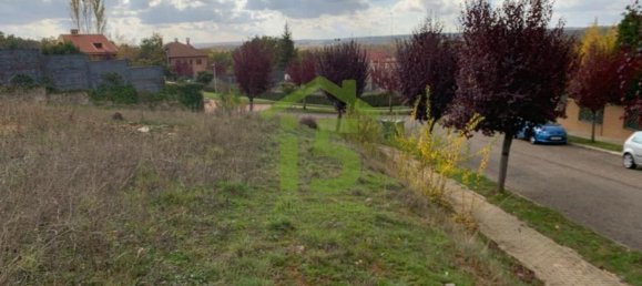 974m² Land in Sariegos, Spain No. 91465 8