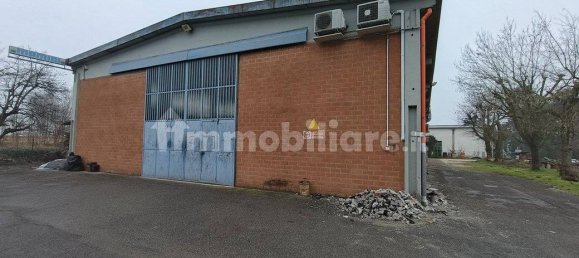 5-salle Entrepôt à Lugo, Italy No. 178198 3