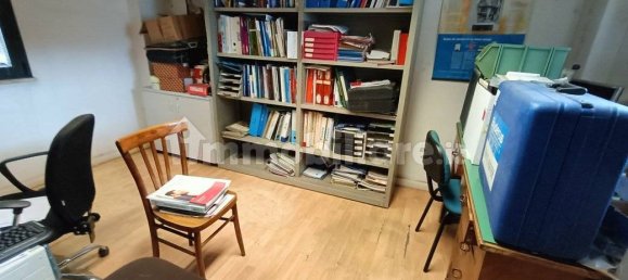 5-salle Entrepôt à Lugo, Italy No. 178198 13