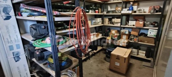 5-salle Entrepôt à Lugo, Italy No. 178198 14