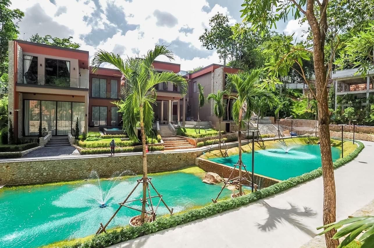 3 bedrooms Villa in Bang Tao, Thailand No. 10528
